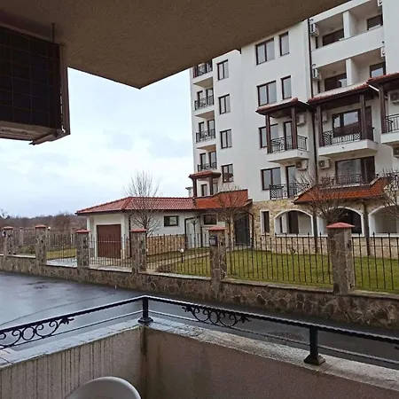 Private In Apolon Apartamento