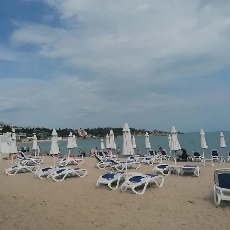 Private In Apolon Apartamento Ravda