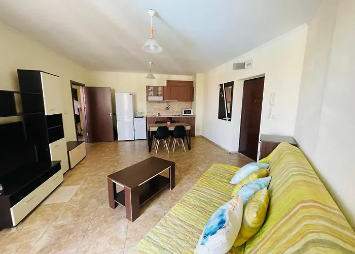 Private In Apolon Appartamento Ravda