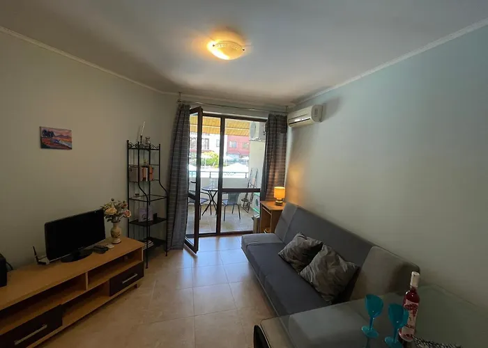 Private In Apolon Appartamento Ravda