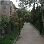 Apartment Private In Apolon Rawda