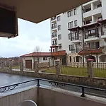 Private In Apolon Appartement