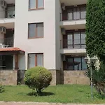 Private In Apolon Appartement Ravda