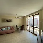 Appartement Private In Apolon