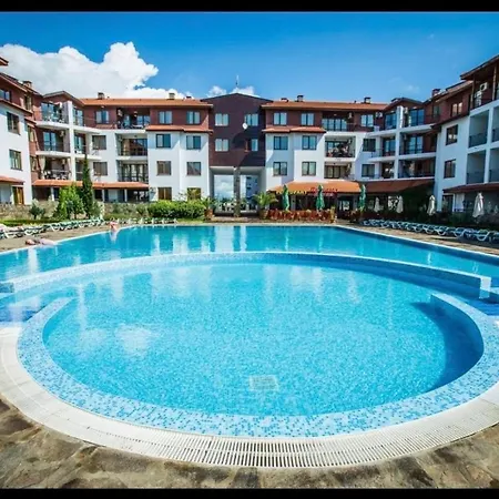 Private In Apolon * רבדה