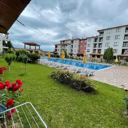 Apartamento Private In Apolon *