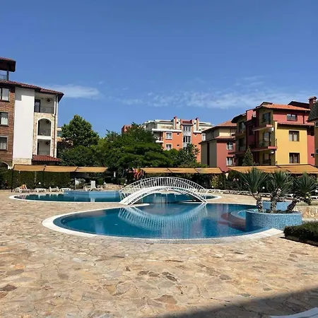 Private In Apolon *