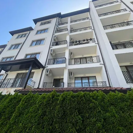 Private In Apolon * רבדה