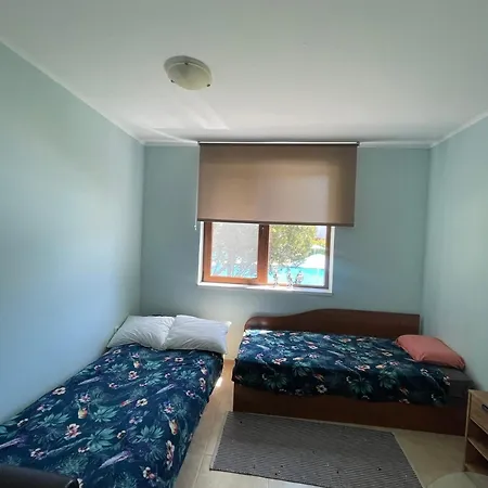 Private In Apolon