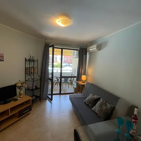 Private In Apolon Apartamento Ravda
