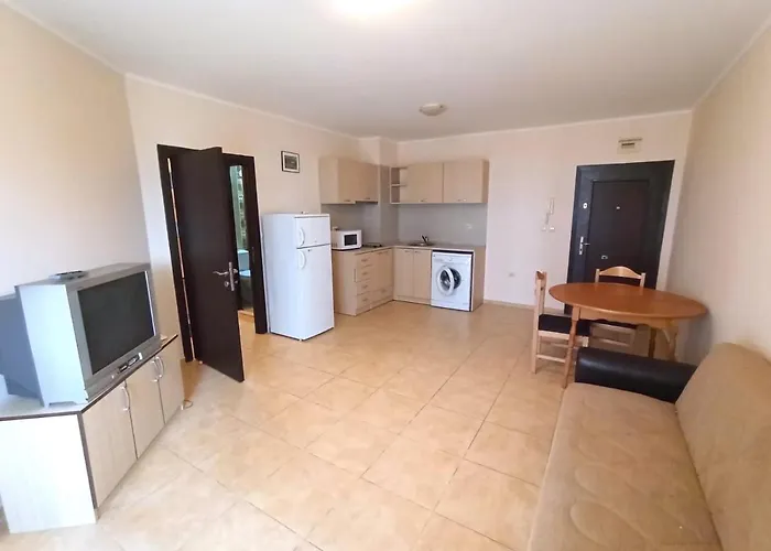 Private In Apolon * ラヴダ