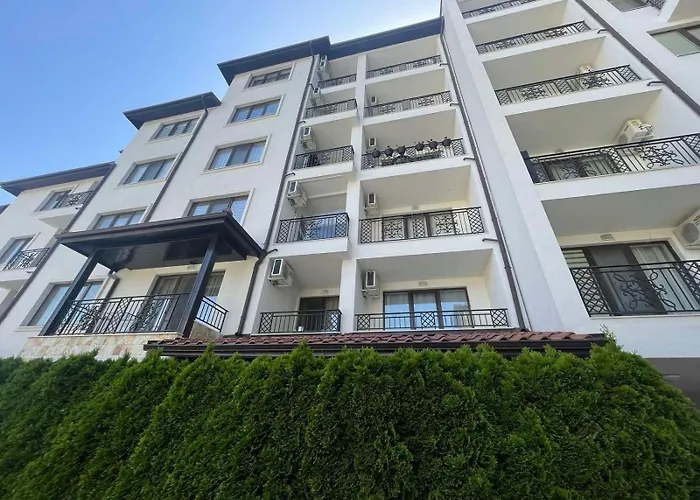 Private In Apolon * ラヴダ