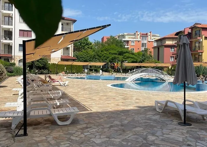 Private In Apolon * ラヴダ